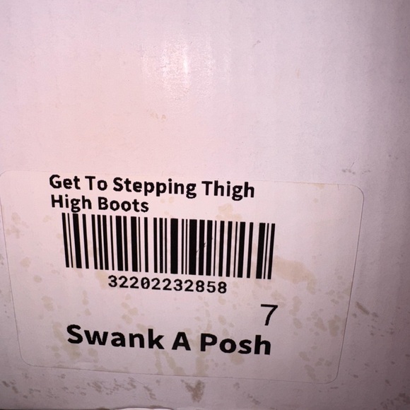 BAMBOO Black Knee-High Boots - Picture 6 of 6